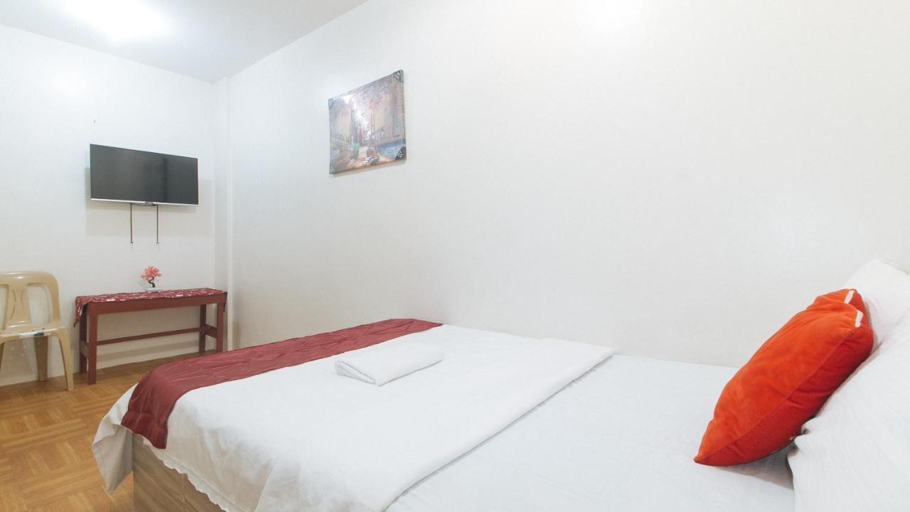 Nearest Hostel Pasay City By Reddoorz Exterior photo