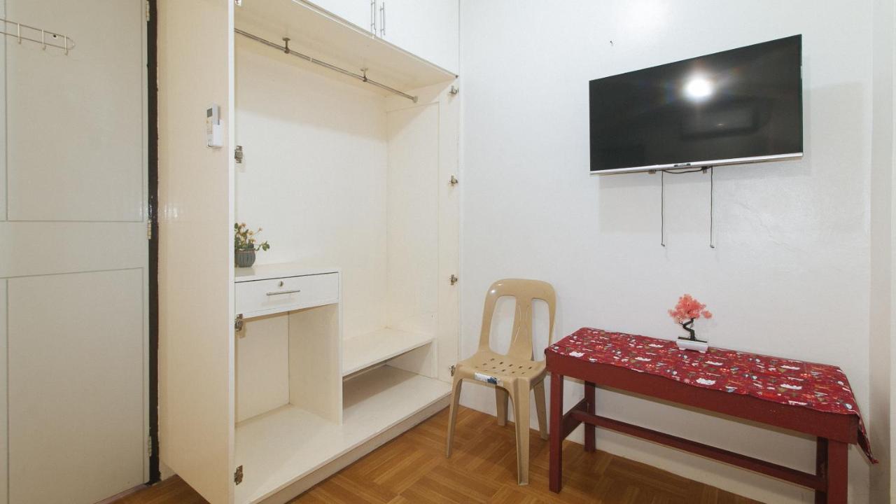 Nearest Hostel Pasay City By Reddoorz Exterior photo